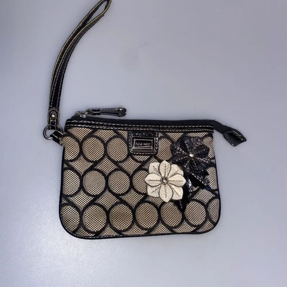 Nine West nine west